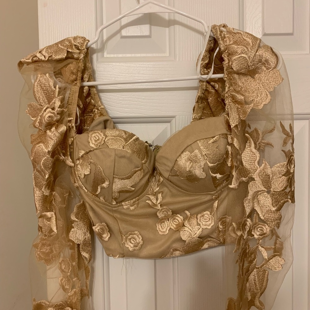 women’s blouse off shoulder top fashionnova! worn once